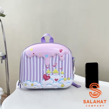شنطة أطفال.